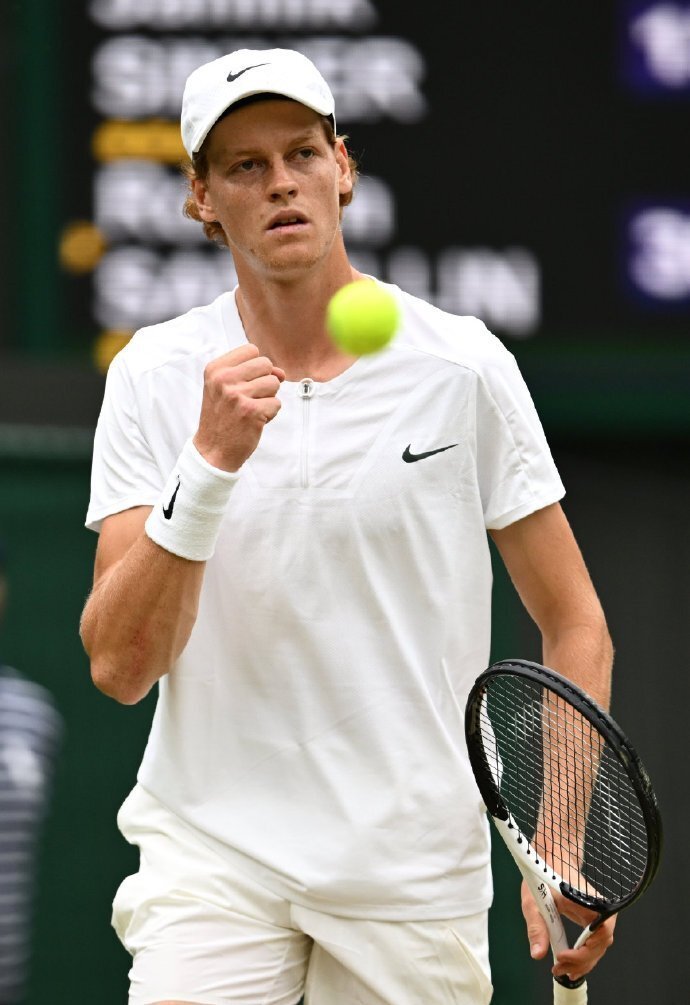 篮球比赛中 篮球比赛中